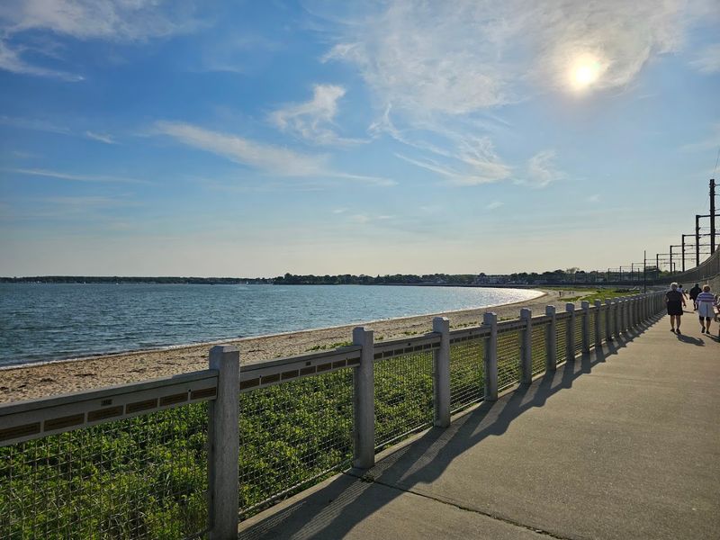 Few Walking Trails In Connecticut Feel As Peaceful And Scenic As These 8 Senior-Friendly Routes - Decor Hint Niantic Bay Boardwalk