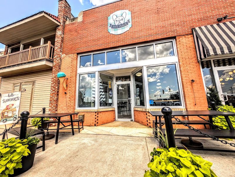 Tess' Place, Decatur 