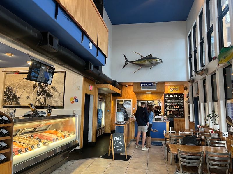 Blue Water Seafood Market & Grill, San Diego