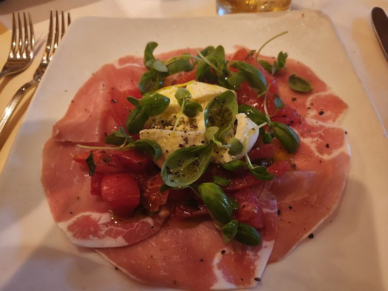13 Incredible Atlanta Restaurants In Georgia You'll Find In The Most Unusual Places - Decor Hint La Grotta Ristorante, Atlanta