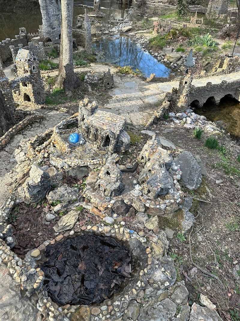 This Enchanting Roadside Attraction In Georgia Looks Like A Fairytale Come To Life - Decor Hint A One-Mile Nature Trail That Adds Even More Magic