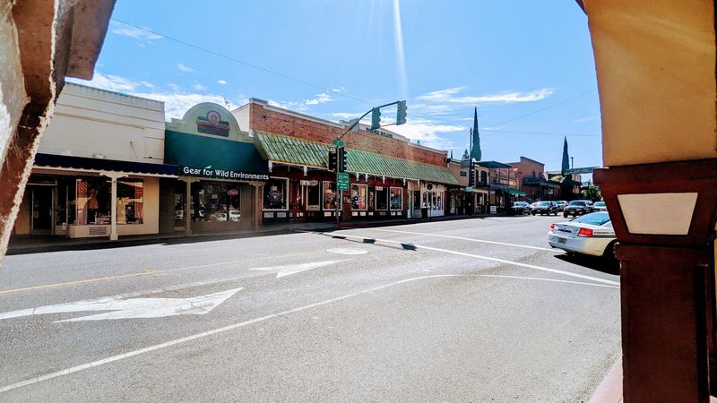 You Can Enjoy All 9 Of These California Road Trips Without Breaking The Bank - Decor Hint Golden Chain Highway From Nevada City To Columbia