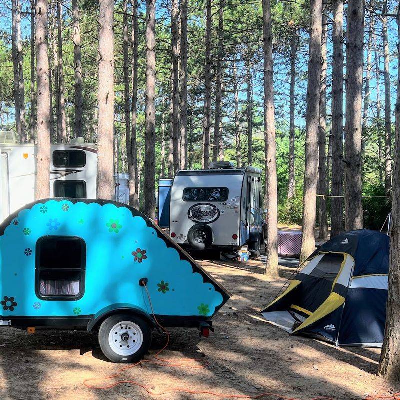 Dell Pines Campground, Baraboo