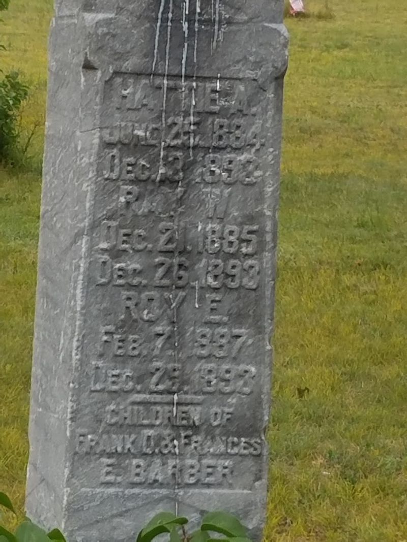 A Creepy Ghost Town Is Hidden In Michigan And It Feels Straight Out Of A Horror Movie - Decor Hint The Cemetery That Survived Everything