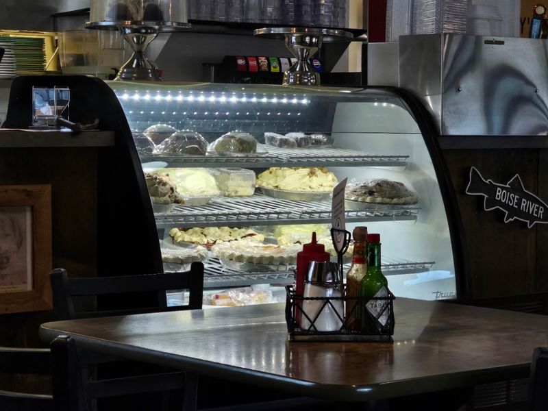 This Idaho Highway Has A Beloved Pie Stop Tradition That Road-Trippers Have Followed For Decades - Decor Hint You May Start Planning Your Slice Before Ordering Lunch
