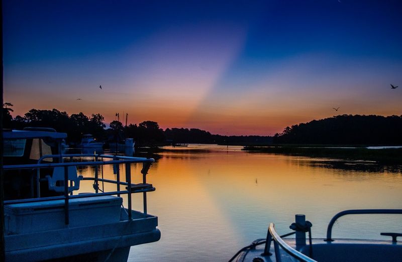 The River Road Setting Adds Small-Town Seafood Charm