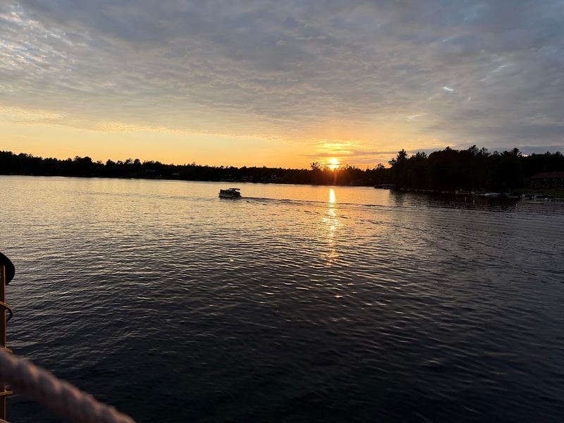 Rent A Pirate Ship At This Wisconsin Restaurant For An Unforgettable Day - Decor Hint Sunset Cruises Are Pure Magic