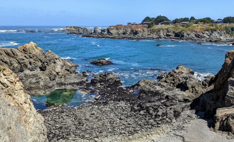 This Historic Northern California Lighthouse Sits Beside A Secluded Cove With A Fascinating Past - Decor Hint Frolic Cove Holds A Dramatic Shipwreck Story