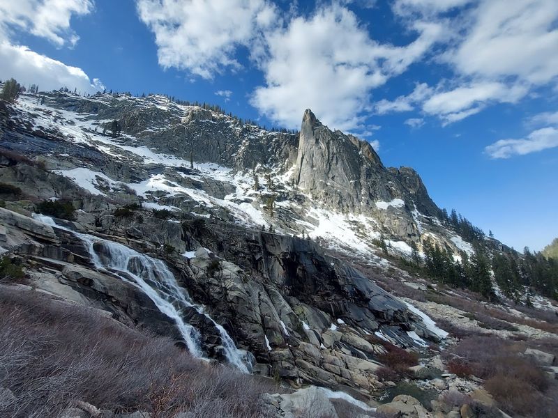 Tokopah Falls Trail, Sequoia National Park, California
