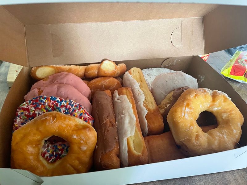 10 Humble Bakeries In Illinois Where The Donuts Are Absolutely Incredible - Decor Hint Tadoughs, Pekin