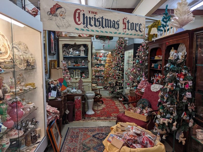Antique Center I & II, Murfreesboro