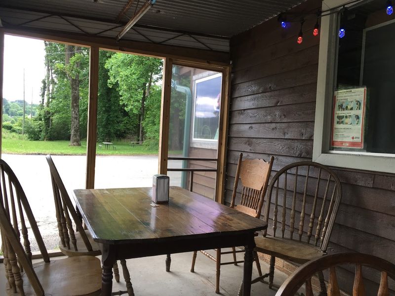 The Chili Dog, East Ellijay