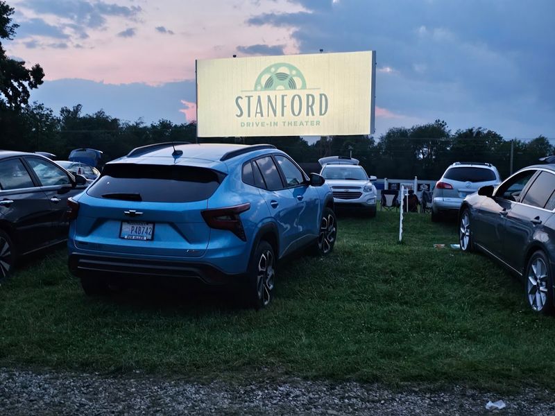 These 7 Kentucky Drive-Ins Are The Last Ones Standing And Summer Is Their Season - Decor Hint Stanford Drive In Theater & Grill