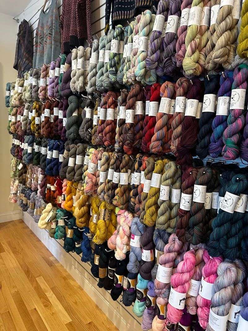 Stitch Source, Barrington