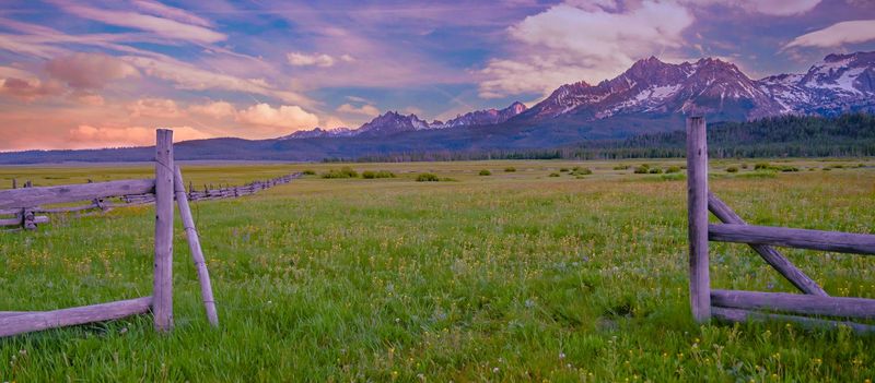 Watch The Sawtooth Peaks Make Every Sighting Feel Bigger