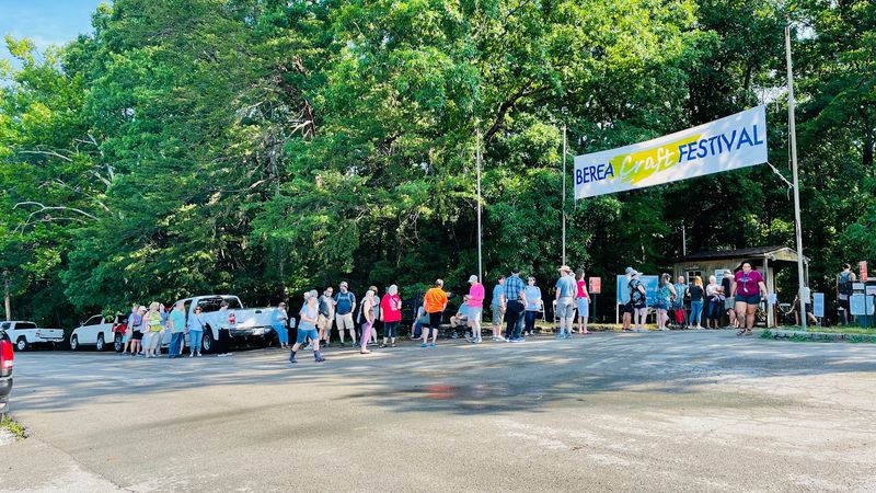 Kentucky's Beloved Mountain Craft Festival Is A Dream Come True For Handmade Treasure Lovers - Decor Hint Not Your Average Weekend Market