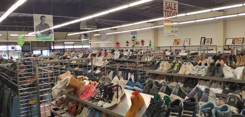 Eco Thrift, Pomona
