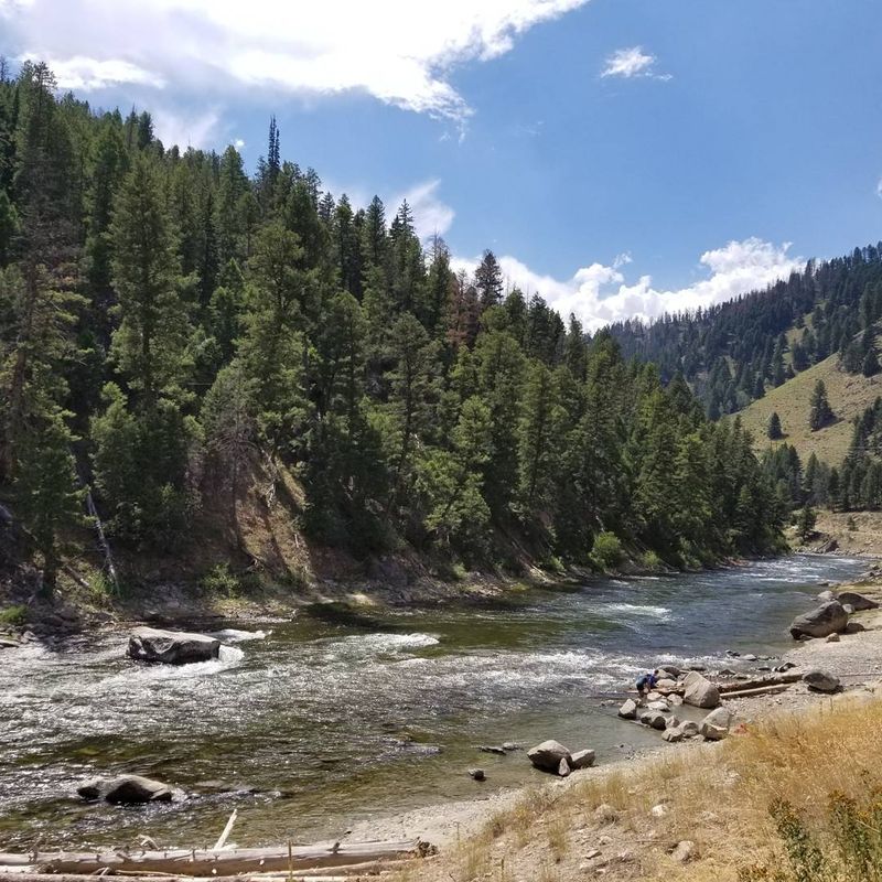 Plan The Ultimate 3-Day Idaho Summer Road Trip With These 9 Stops - Decor Hint Sunbeam Hot Springs, Sunbeam