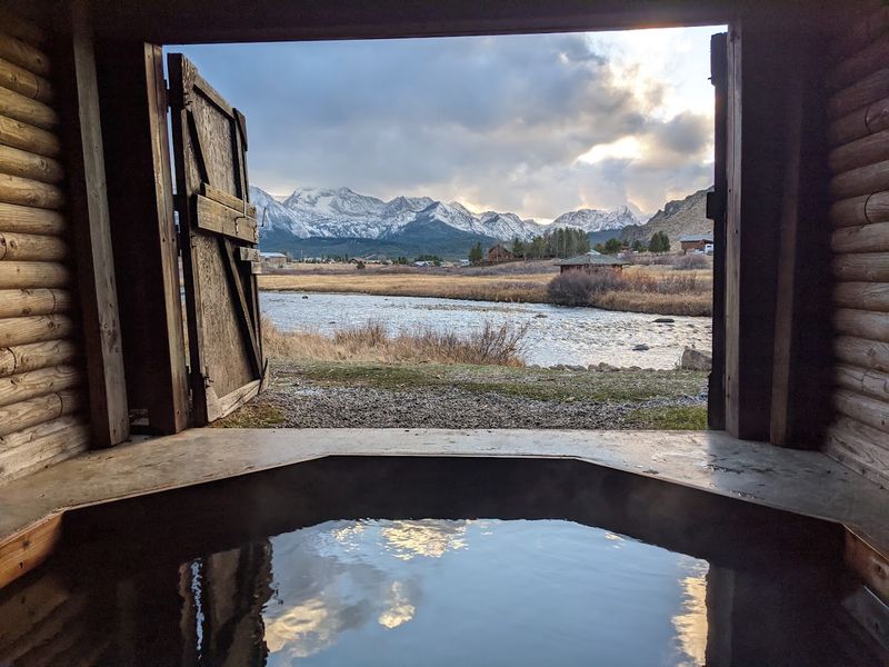 Mountain Village Resort, Stanley