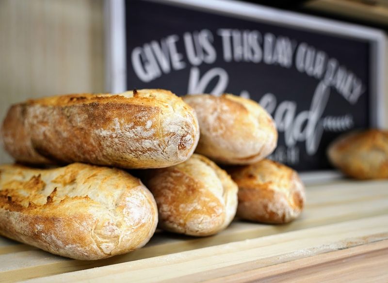 This Nebraska Bakery Turns Flaky Croissants Into A Full-Blown Morning Quest - Decor Hint Baguettes Make The Visit Feel Less Like A Dessert Run