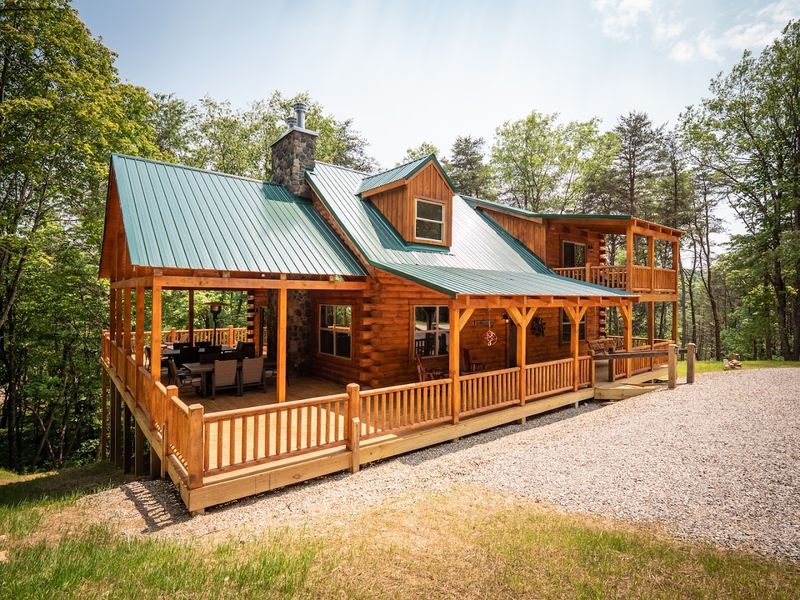 10 Remote Ohio Eateries Where The Drive Is Part Of The Fun - Decor Hint Inn & Spa At Cedar Falls
