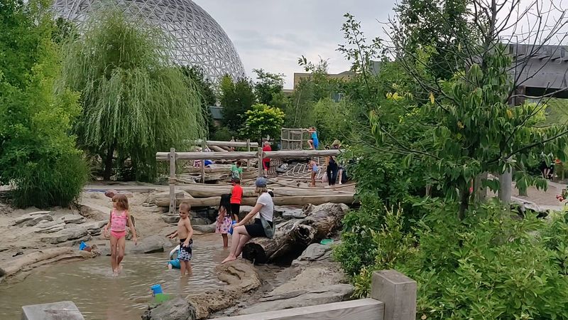 12 Nebraska Spots Where Kids Can Dig In, Splash Around, And Nobody Minds - Decor Hint Bay Family Children's Adventure Trails, Omaha, Nebraska