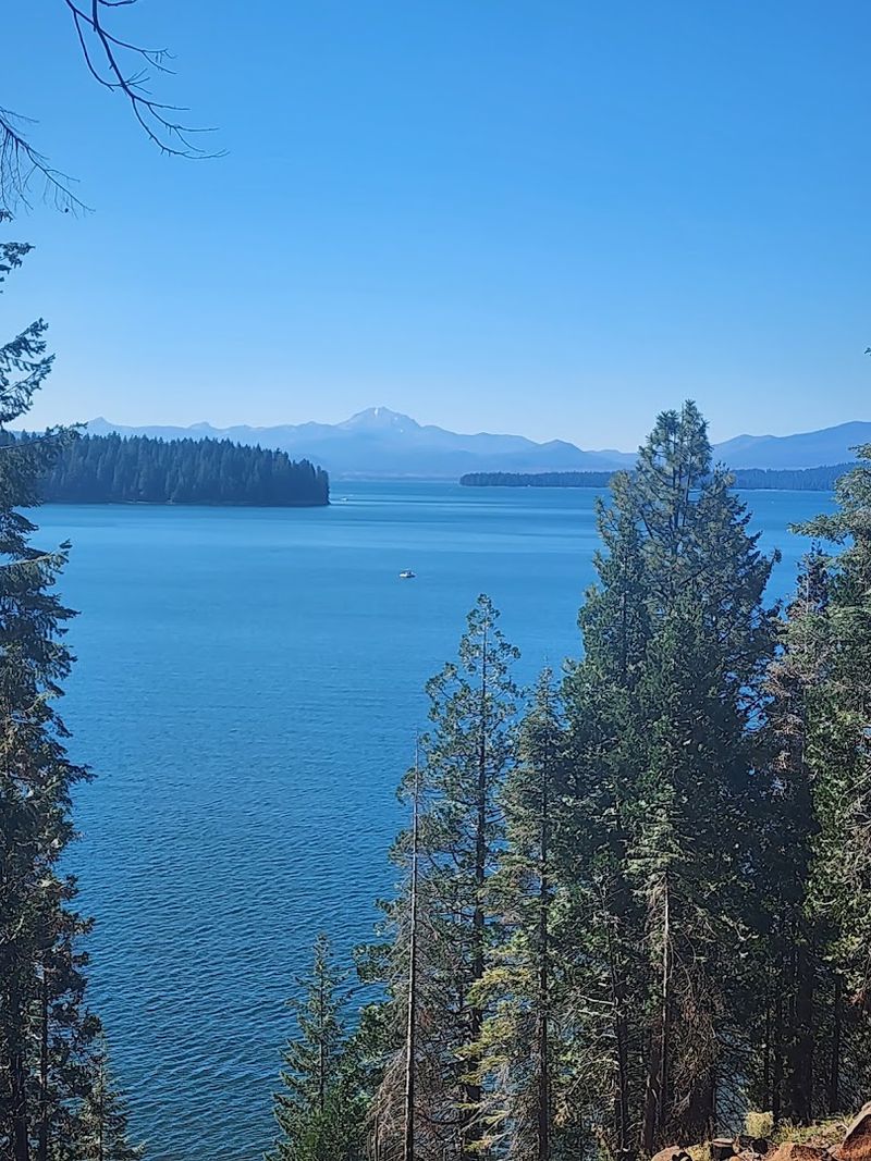 These 10 California Lake Towns Make Summer Escapes Feel Effortless - Decor Hint Chester, Lake Almanor