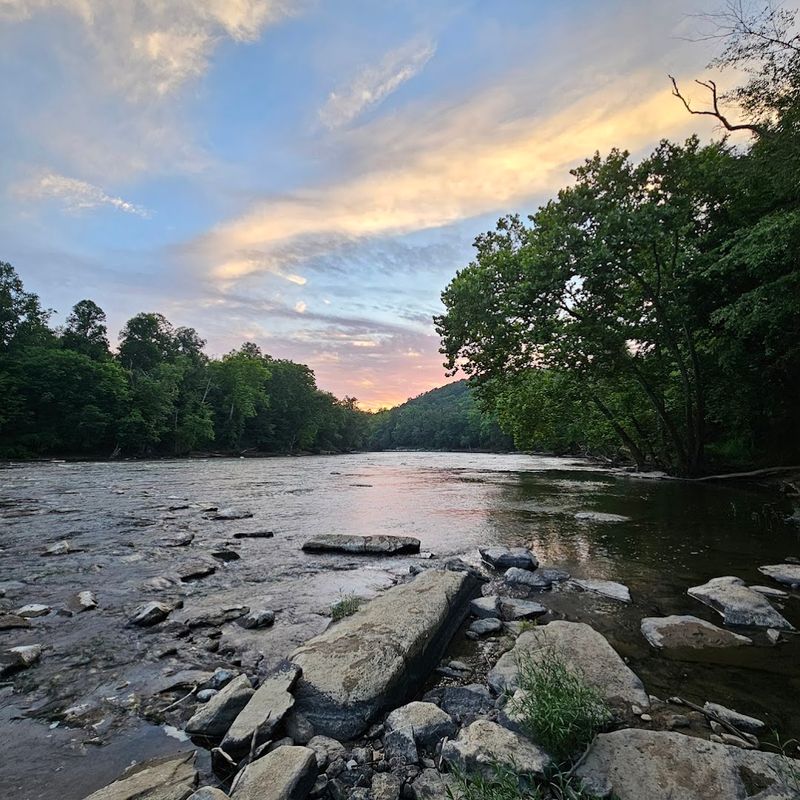 Why These 14 Kentucky Waterfront Campgrounds Are Every Summer Camper's Dream In 2026 - Decor Hint Summer Shoals Retreat Cabins