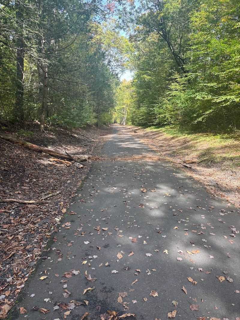 Farmington River Trail
