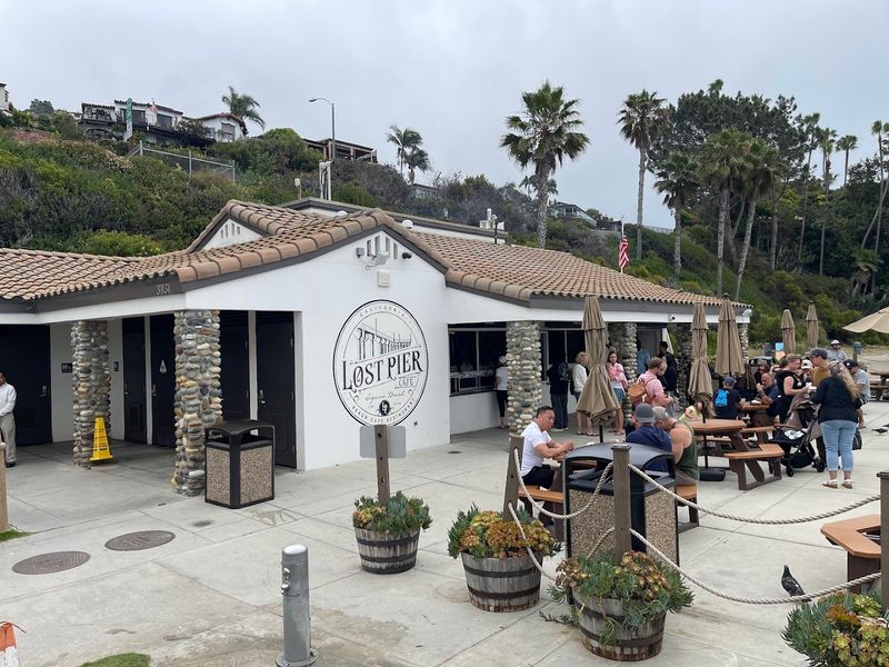 Lost Pier Cafe, Laguna Beach, California