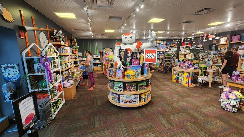 Connecticut Science Center Gift Shop, Hartford
