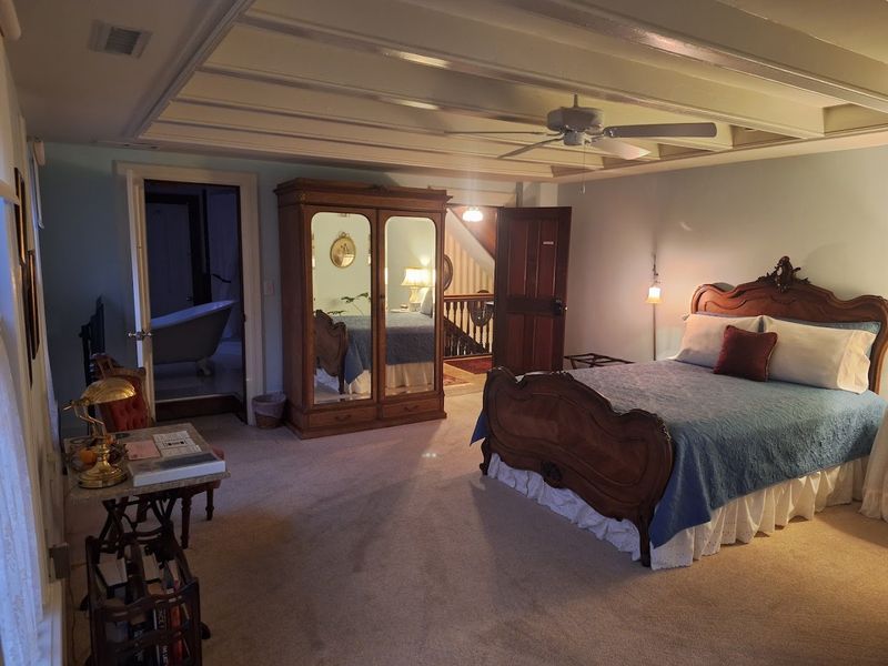 The Towers Bed & Breakfast, Milford