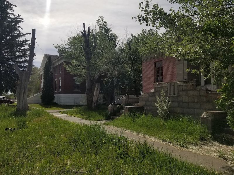 This Abandoned Idaho Hospital Still Feels Too Eerie To Ignore - Decor Hint Follow The History Before The Haunting Claims Take Over