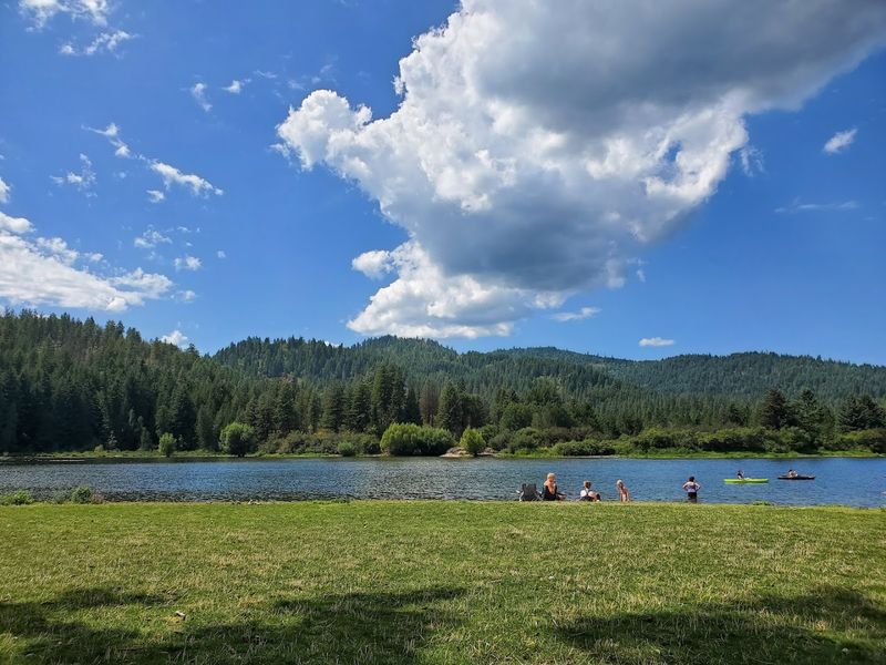 Bring The Family For An Easy Lake Day