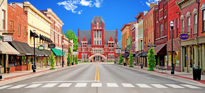 What This Town Gets Right Despite The Crowds