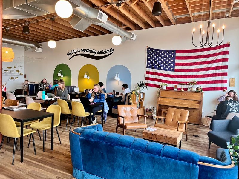 Coffee Shops Near Boise's Cultural Landmarks