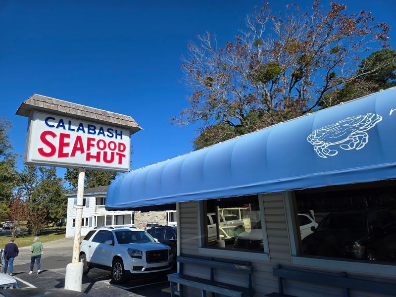 This Seafood Hut Makes The Drive Feel Easy
