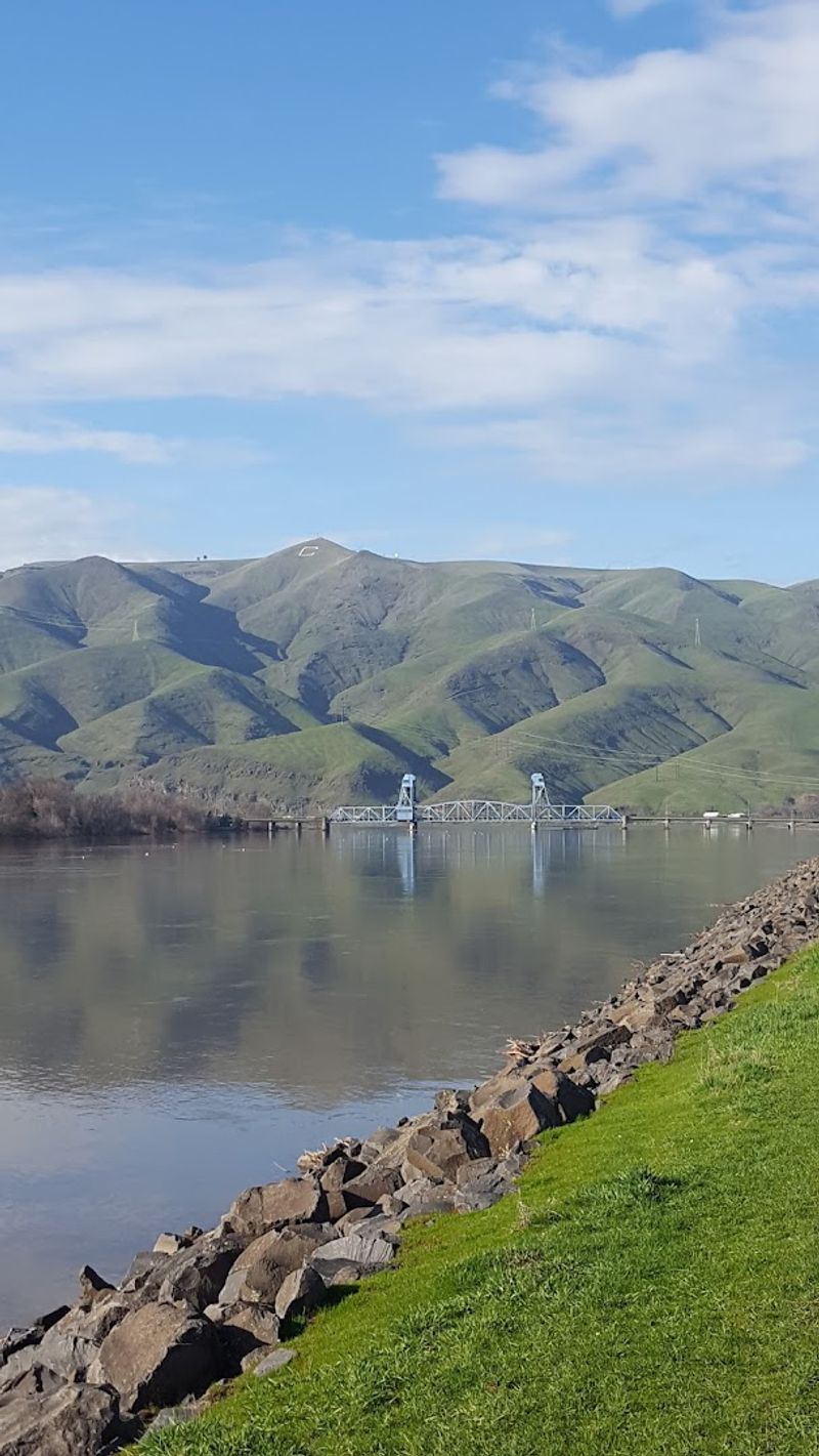 Bring A Weekend Mindset To This Underrated River Town