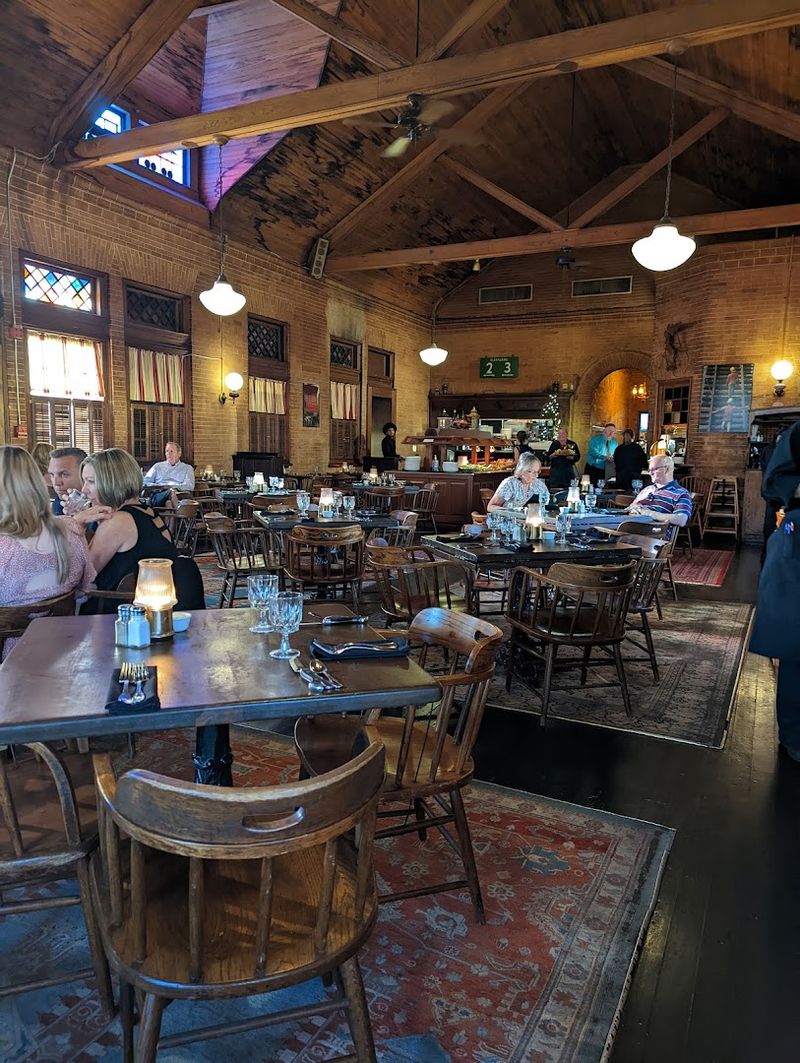 Beverly Depot Restaurant