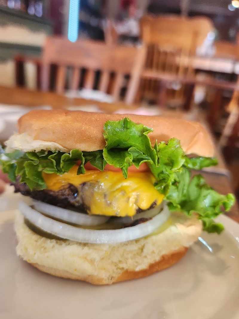 This Kentucky General Store Serves Some Of The Most Delicious Food You'll Ever Try - Decor Hint Sandwiches Worth Traveling