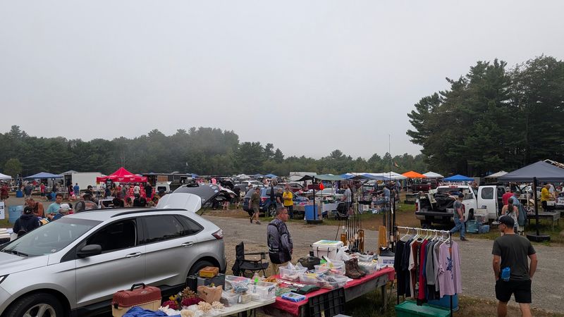 This Sprawling Massachusetts Flea Market Has Become A Weekend Ritual - Decor Hint Why This Market Feels Like A Real Weekend Ritual