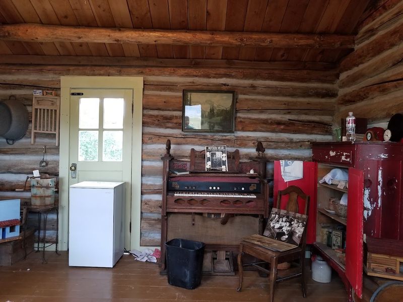 This Little-Known Historic Idaho Town Feels Like One Of The Country's Most Peaceful Escapes - Decor Hint Welsh Roots Still Shape The Community's Cultural Identity