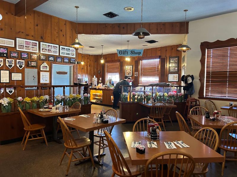 Millbrae Pancake House, Millbrae