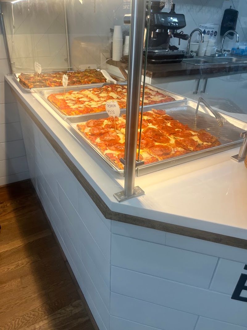 A Historic Italian Market Hides One Of Georgia's Most Beloved Pizzerias - Decor Hint Why People Keep Coming Back Without Being Asked