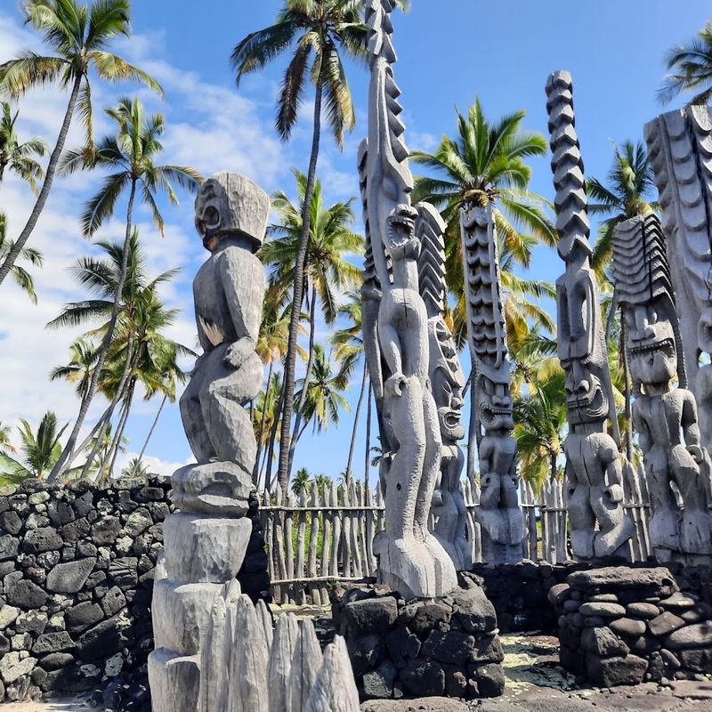 Puuhonua O Honaunau National Historical Park