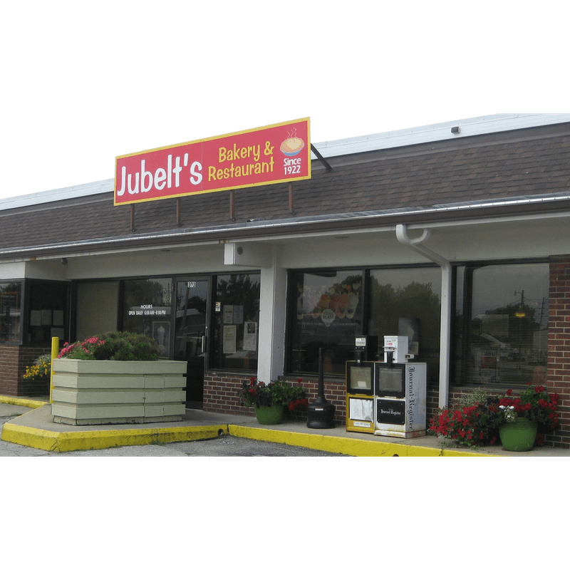 10 Humble Bakeries In Illinois Where The Donuts Are Absolutely Incredible - Decor Hint Jubelt's Bakery & Restaurant, Litchfield