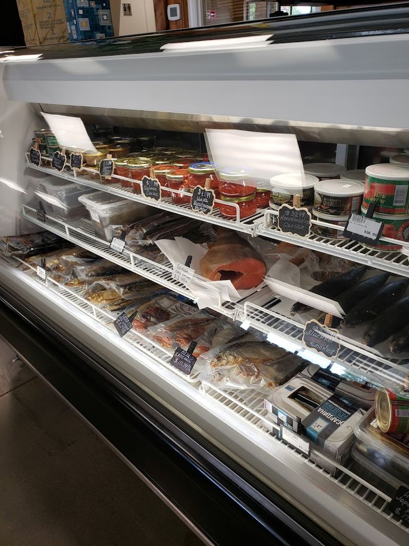 Fresh Prepared Foods Make Browsing Feel More Dangerous