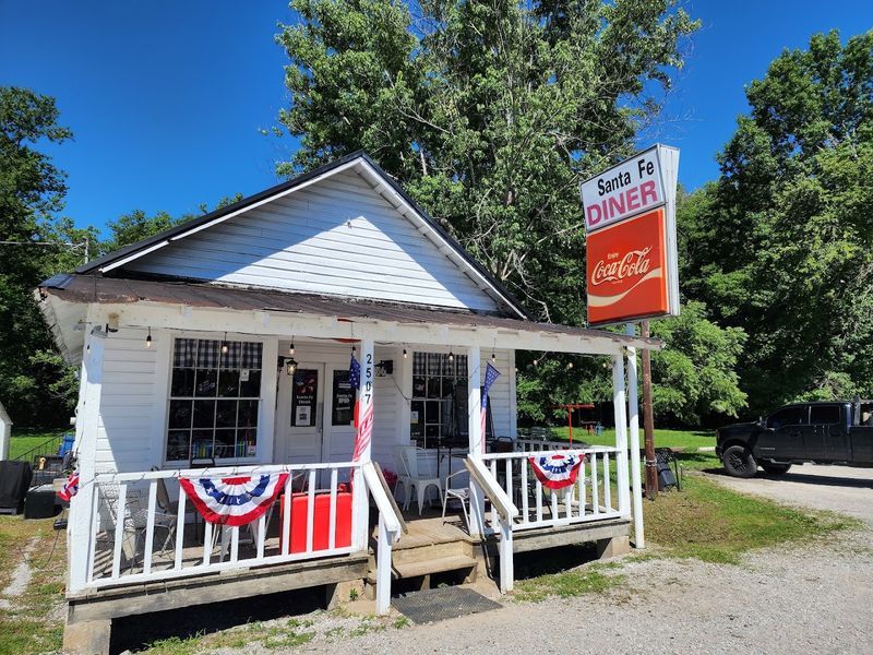 9 Tennessee Mom-And-Pop Diners Worth Pulling Over For - Decor Hint Santa Fe Diner