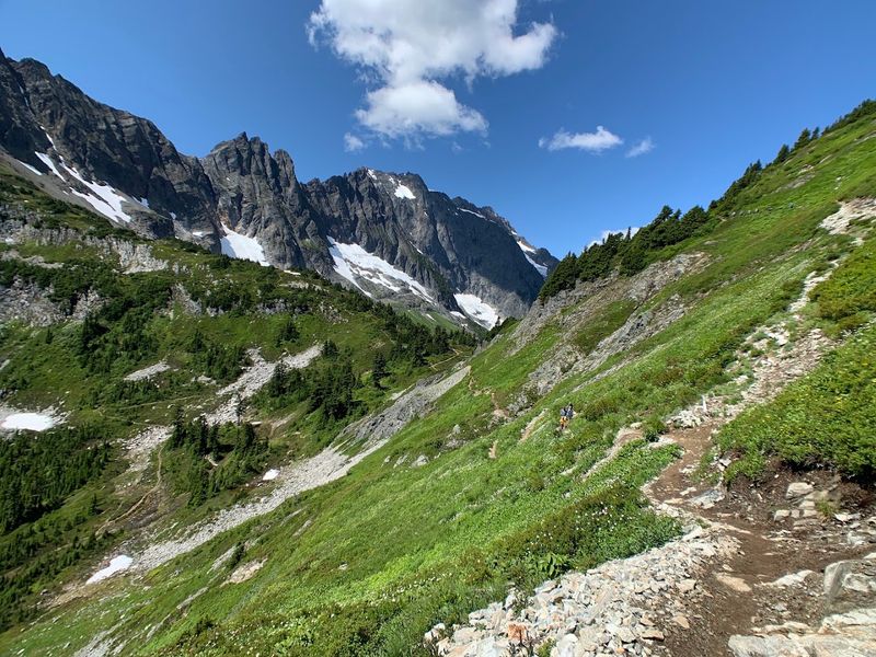 10 Breathtaking Day Trips In Washington You'll Be Talking About Long After - Decor Hint North Cascades National Park