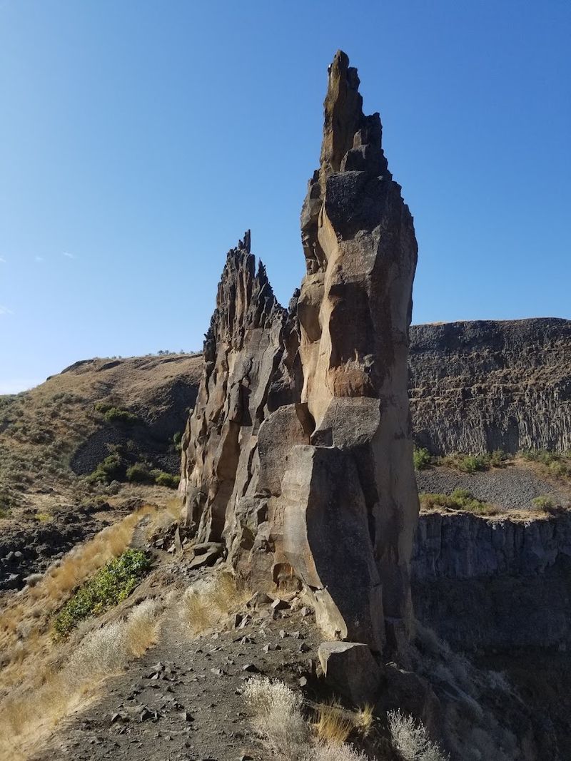 10 Breathtaking Day Trips In Washington You'll Be Talking About Long After - Decor Hint Palouse Falls State Park